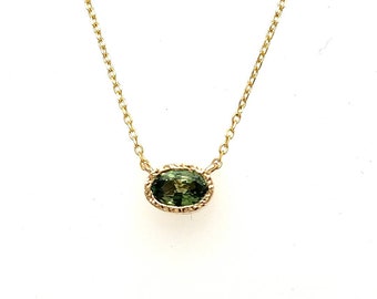 Solid 14K Gold Oval Sapphire Necklace with Heart Detail - Dainty Green Sapphire Necklace For Woman- Minimalistic Jewelry