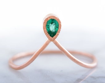V  Shaped Emerald Ring- V Shaped Gold Ring- Genuine Emerald Ring - Pear Shaped Emerald Ring- Birthstone Of May Jewelry - With Heart