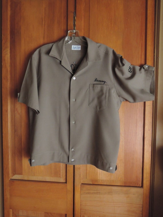 A Robust Bowling Shirt Jac