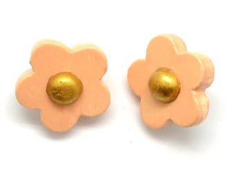 Puces d'oreilles grandes fleurs, boucles d'oreilles florales en céramique colorée audacieuses, commerce équitable avec style rétro, choix parmi plusieurs couleurs
