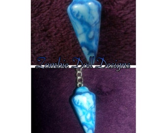 Beautiful blue lace agate pendulum necklace! Breezy :-)