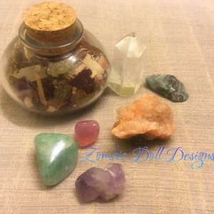 Mystic Gemstone Incense made of sacred copal, rose petals and cedar! Genuine surprise gemstone inside!