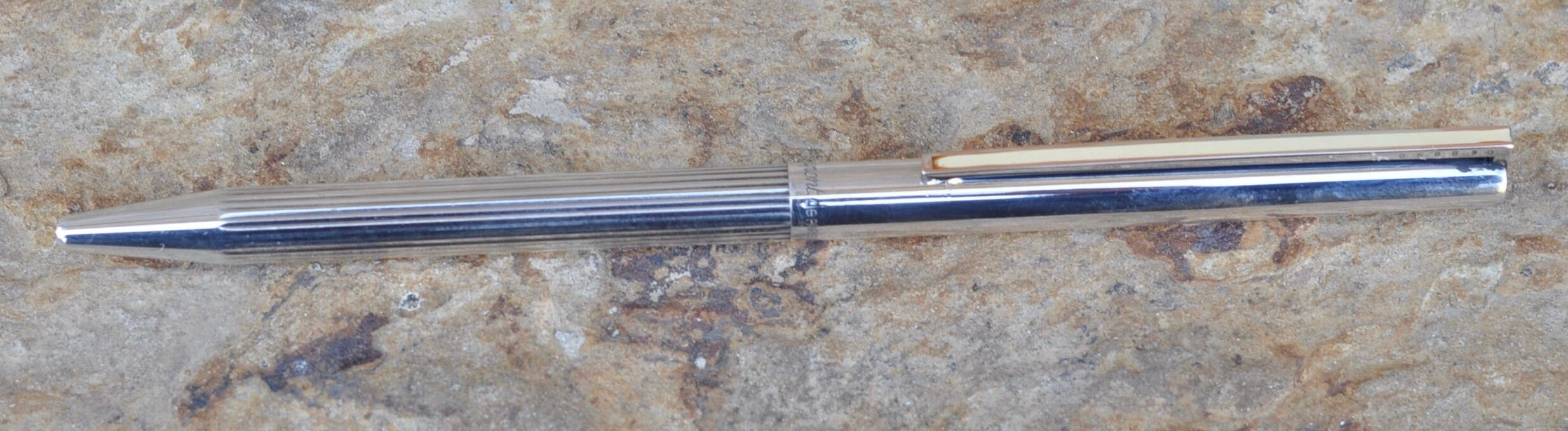 913. A Sterling Silver Gucci Ballpoint Pen - March 2013 - ASPIRE