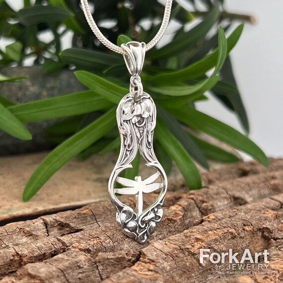 Collier Ancien à Perles – Bijou Vintage Sans Marque – Élégance Intemporelle (occasion)