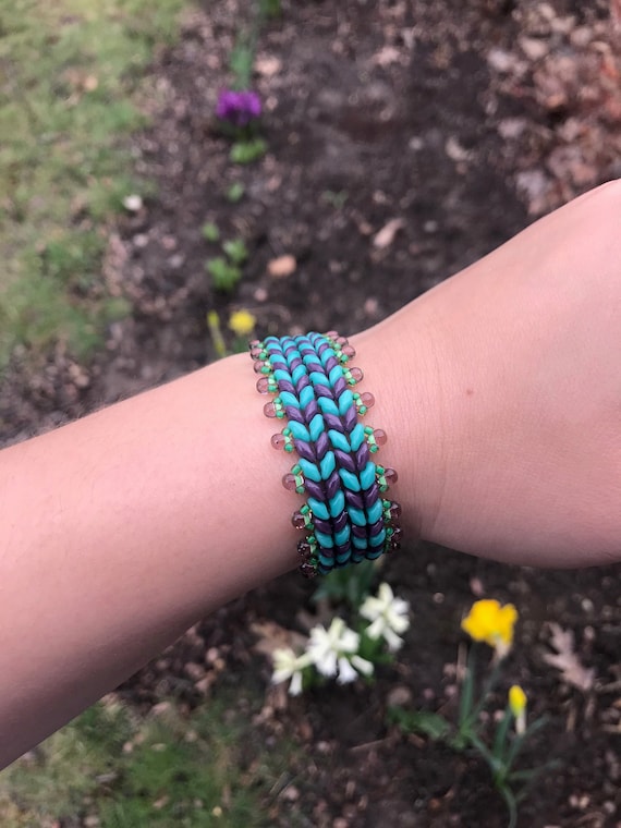 Dual Lay Bead Herringbone Bracelet Silver Green Dual Lay Bead Herringbone Bracelet Silver Green