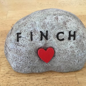 Solid concrete rustic pet memorial rock/pet memorial stone rock