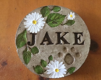 9 in. Pet memorial stepping stone/ pet marker/ garden stone