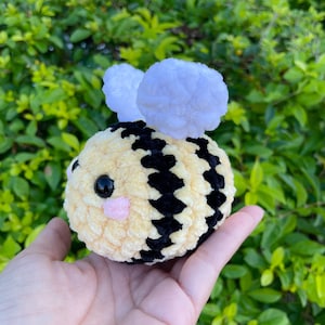 Crochet Bee Plushie Kawaii soft plush amigurumi