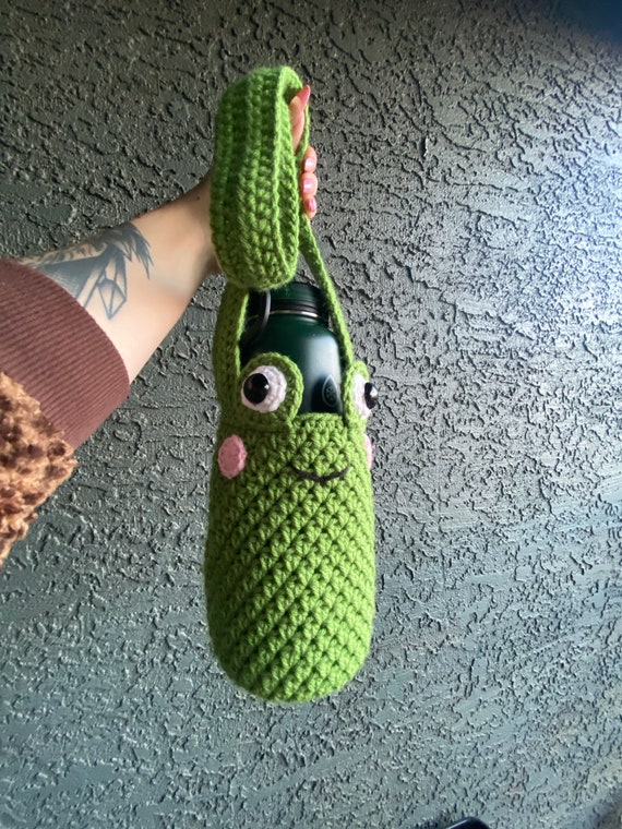 Crochet Frog Water-bottle Holder 