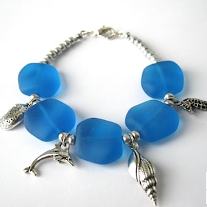 sea blue glass beads bracelet with sea life charm