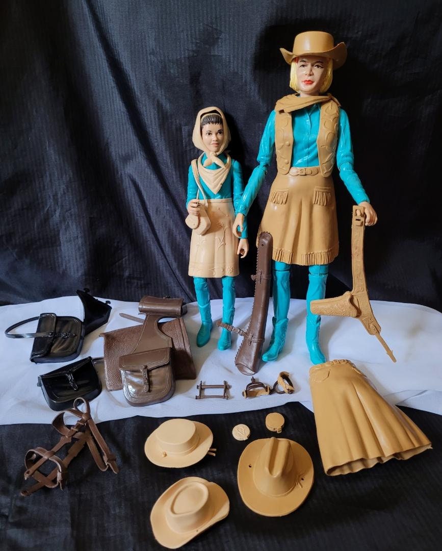 1960s Marx Best of the West Jane & Janice Action Figures Huge Lot