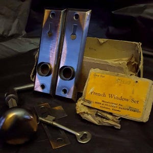 Blish Mize Silliman Door Knob Lock Lever Backplates Skeleton Key Full Boxed Set French Window Copper Flash Hardware Art Collectible