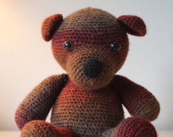 Doris the bear (crochet pattern NL)