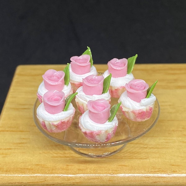 8 pcs.Miniature Pink Rose Cupcake,Miniature cake,Miniature cupcakes,miniature sweet,miniature bakery,Dollhouse food,miniature cake