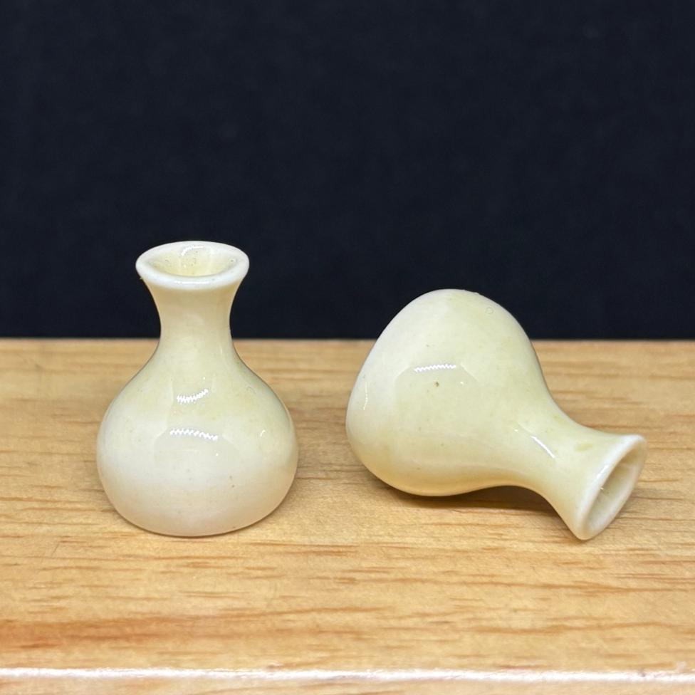イギリス　ミニチュア　陶器製　花束の置物　ドールハウス 81caa2c72bfdfab0652ea6043c39fa