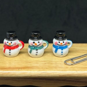 Miniature Snowman Mug,Miniature Ceramic Mug,Miniature Christmas Mug,Christmas Gifts,Dollhouse Mug,Miniature Cup
