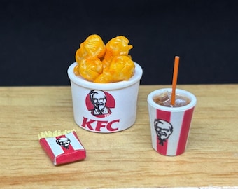 Miniatur Spiegelhuhn und Getränke-Set, Miniatur Essen, Miniatur Französisch Fried, Puppenhaus Fried Huhn