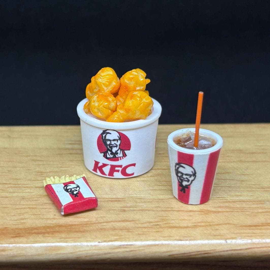 ミニチュアフライドチキンとドリンクセット、ミニチュアフード