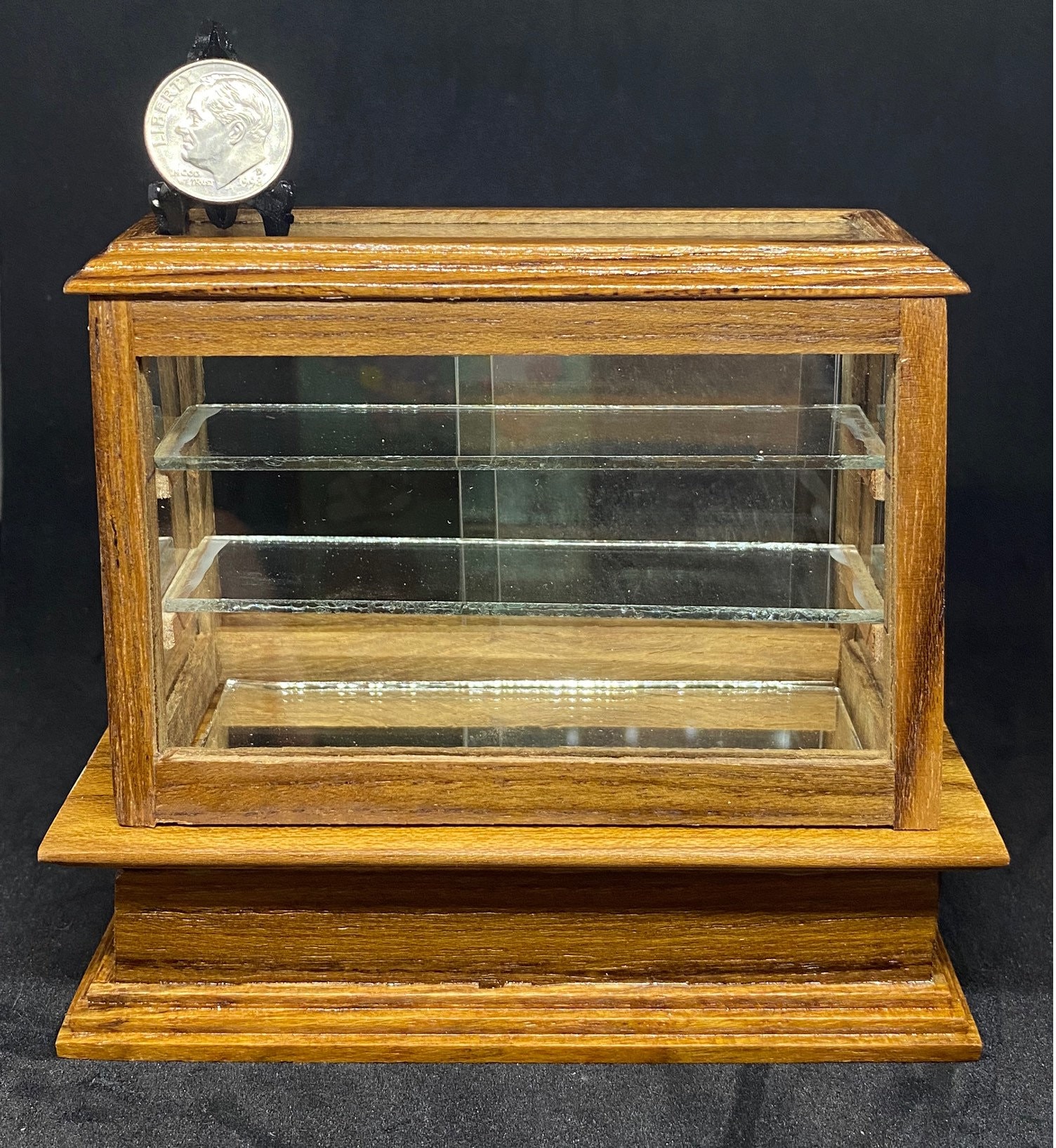 Vitrine miniature,Vitrine miniature en bois vide,Présentoir miniature,Meuble en bois,Meubles de maison de poupée,Placard miniature,Meuble