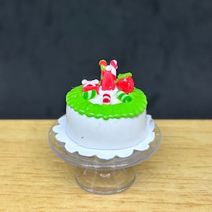 Miniature Christmas Cake,Miniature Cakes ,Dollhouse Bakery,Christmas Cakes,Christmas Accessories,Handmade Cakes