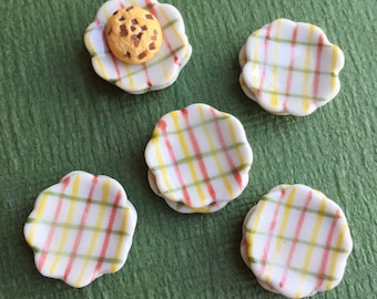 5Miniatue plate,mini ceramic plate,miniature food plate,cake plate,small plate,dollhouse plate,dollhouse miniature plate,dollhouses