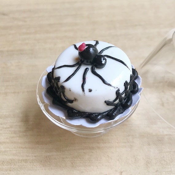 10 Miniatures Halloween Cupcakes with Spider Dollhouse Miniatures Food Bakery