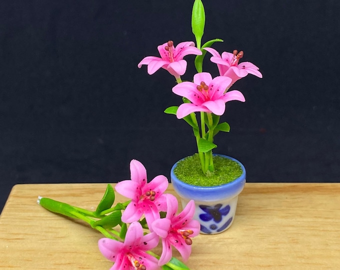 Miniature Flower,Miniature Lily,Dollhouse Flower,Miniature Garden,Dollhouse Lily,Flower Clay,Lily Flower,Mini Flower