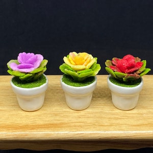 Miniature Plant in Flower Pot,Miniature Leafs,Dollhouse Decoration,Miniature Flower Vase,Miniature Accessories,miniature Flower pot