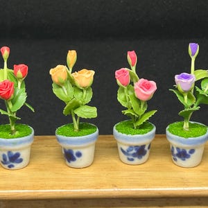 Miniature Flower,Miniature Rose,Dollhouse Flower,Miniature Garden,Dollhouse Rose,Clay  Rose,Flower,Mini Rose Bouquet(Code:CFROSE)