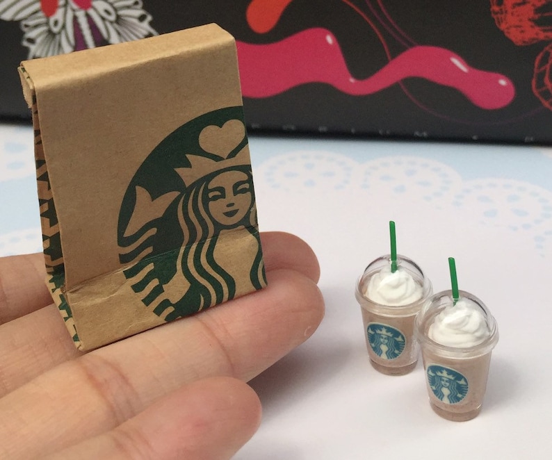 Miniature Starbucks Paper Bag and 2 pcs Ice Starbucks Coffee Latte,Miniature coffee cup Starbucks,Miniature Ice tea,Dollhouse Starbuck image 3