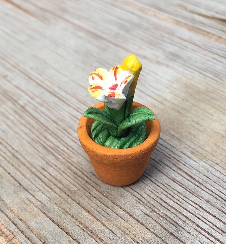 Miniature Flower Pot,Miniature Flower,Dollhouse Garden,Miniature Flower Vase,Dollhouse Flower,dollhouse flower pot,Flower image 2