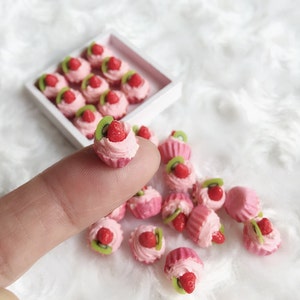 8 Stk.,Miniatur Cupcake.,Miniatur Kuchen,Miniatur Bäckerei,Miniatur Sweet,Puppenhaus Torte,Miniatur Cabochon,Miniatur Schmuck,DIY
