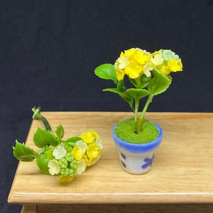 Miniature Flower,Miniature Flower Pot,Miniature Vase,Dollhouse Flower,Miniature Garden,Dollhouse Flower Pot,Miniature Hydrengea