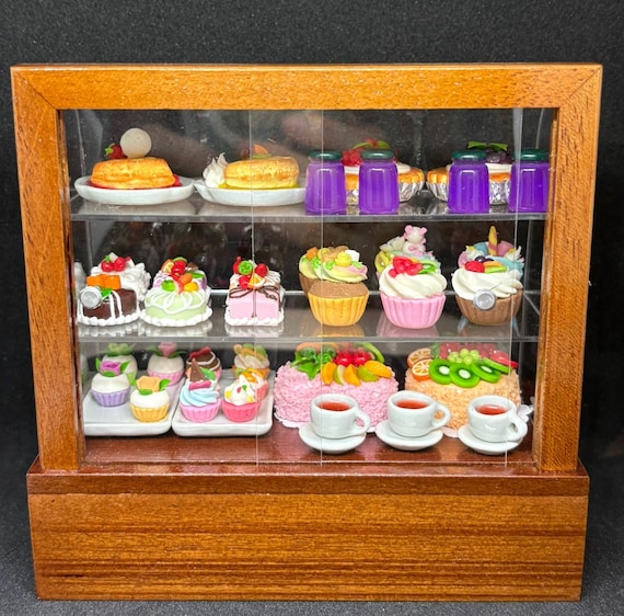 Vitrine à gâteaux pour Maison de poupées, vitrine Miniature pour Maison de poupées à l'échelle 1:12, présentoir à Desserts en Acrylique au Design réaliste, mobilier de Jeu