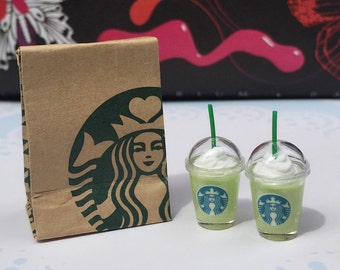 Miniature Starbuck Paper Bag and 2 pcs Ice Starbuck Green Tea,Miniature coffee cup Starbucks,Miniature Coffee,Dollhouse Starbucks,Coffee