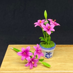 Miniature Flower,Miniature Lily,Dollhouse Flower,Miniature Garden,Dollhouse Lily,Flower Clay,Lily Flower,Mini Flower