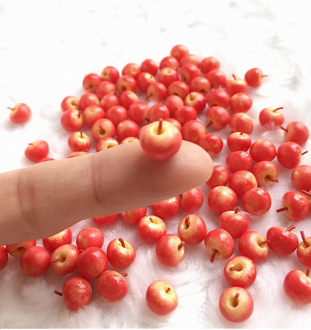 20Pcs/Set Red Apple From Clay Collectible Miniature Food Supply Charms Barbie 