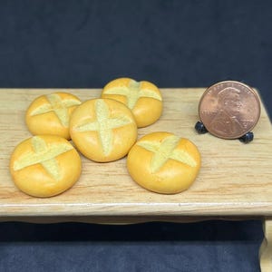 5 Pcs.Miniature Bread,Miniature Bakery,Dolls house,Dolls House bakery,Dolls house bread,Miniature bakery,polymer clay bread,Miniature