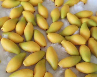 8 pcs.Miniature mango,miniature sweet,Mango,Miniature Fruit,Dolls and Miniature, Miniature Food,Miniature Accessories,Asian Fruit