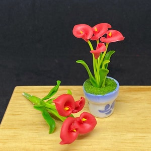 Miniatuurbloem, miniatuurbloempot, miniatuurcalla lelie, poppenhuisbloem, miniatuurtuin, poppenhuis calla leliebloem