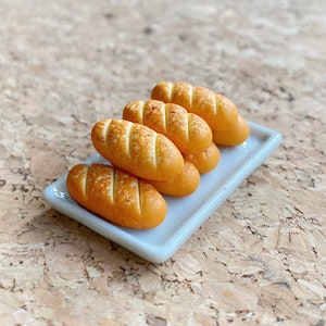 Miniature Bread on Ceramic Tray,Miniature Bakery,Miniature Sweet,Miniature Bread,Miniature Food,Dollhouse Food,Bread