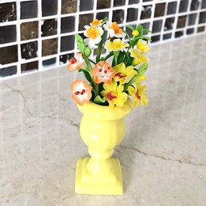 Miniature Mix Clay Flower in Vase,Dollhouse Flower Vase,Miniature Clay Flower,Miniature Flower Vase,Ceramic Vase