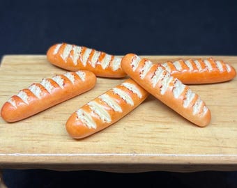 5Pcs.Miniature Bread,Miniature Bakery,French Bread,Dolls House bakery,Dolls house bread,Miniature bakery,polymer clay bread,Miniature