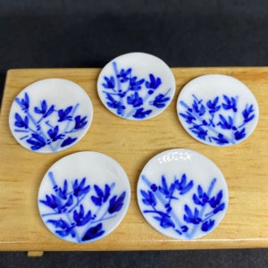 5 Miniatue plate,mini ceramic plate,miniature food plate,cake plate,small plate,dollhouse plate,dollhouse miniarue plate