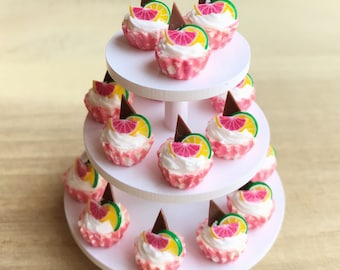10Miniature Cupcakes,Miniature Cake,Miniature Bakery,Miniature Sweet,Dollhouse cake,Dollhouse Bakery,Cakes,Fruit