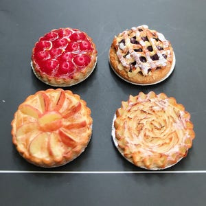 4 pcs. set Miniature Fruit Pie on Aluminum Tray,Dollhouse Pie,Miniature Pie,Miniature Sweet,Miniature Blueberry Pie,Apple Pie,Cherry Pie