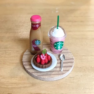 Miniature Ice Starbuck Strawberry with Strawberry Tart,Miniature Strawberry frappe Miniature Starbucks,Miniature Bakery,Miniature Sweet