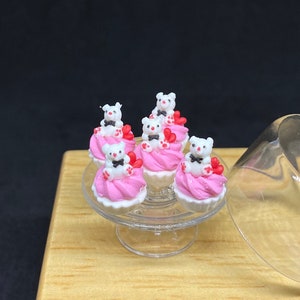 5個。ミニチュアリトルベアカップケーキ、ミニチュアケーキ、ミニチュアベーカリー、ミニチュアスイーツ、ドールハウスケーキ、カップケーキ