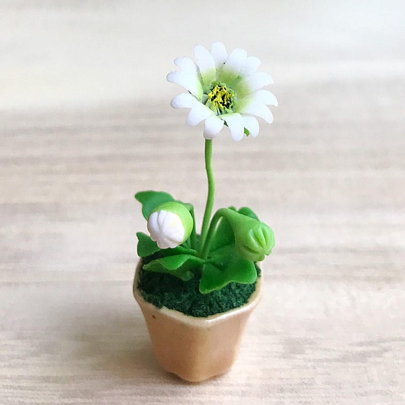 Miniature Flower,Miniature Flower Pot,Miniature Gerbera,Dollhouse Flower,Miniature Garden,Dollhouse Gerbera