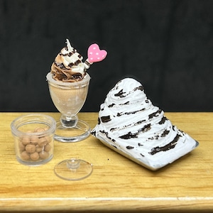 Miniature Chocolate Ice Cream with Toppings Set,Miniature Sweets,Dollhouse Food,Miniature Ice,Ice cream,Dollhouse Icecream,Fruit Ice cream